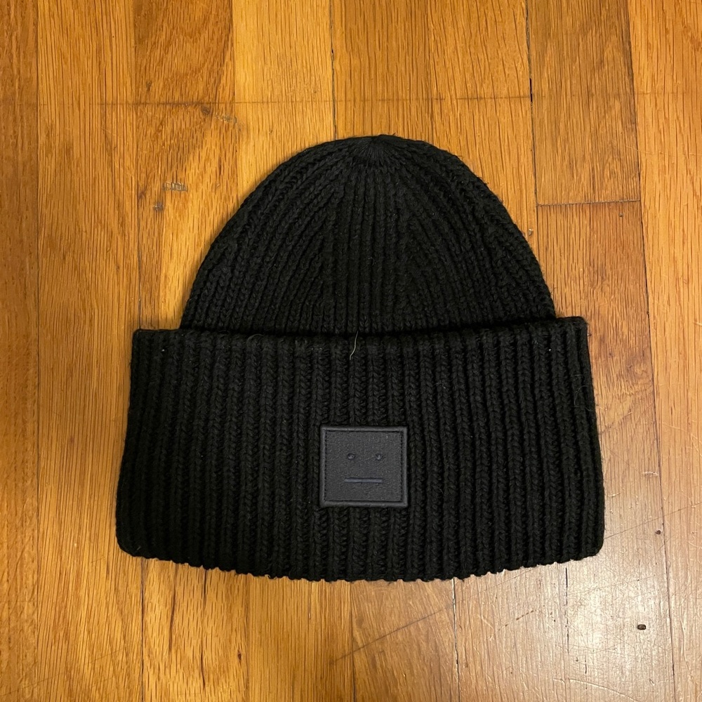 Imitation Acne Beanie